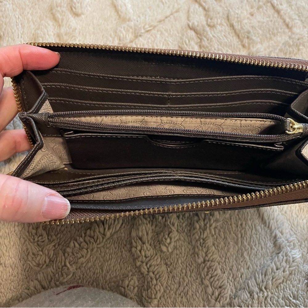 Michael Kors Long Wallet with Gold Accents - Picture 4 of 5